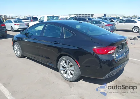 2015 Chrysler 200 S z USA, uszkodzony, nr VIN 1C3CCCBB1FN670130